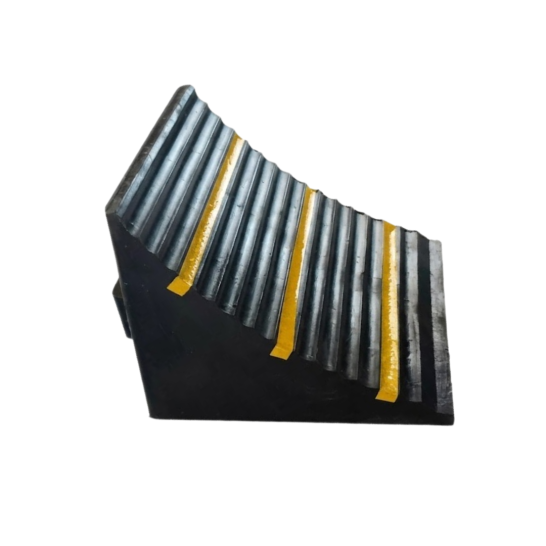 H/D Rubber Wheel Choke For Trailer 320mm x 280mm x 260mm | Black with Yellow Reflective | Wheel Chock