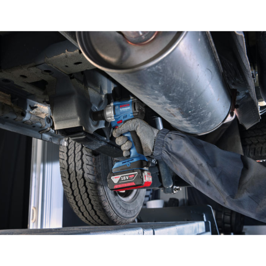 BOSCH GDS18V-350 PRO Cordless Impact Wrench | Brushless Motor | Small Head High Torque