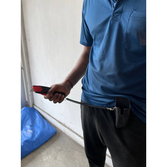 Retractable Utility Knife with Holster and Spiral Spring/Coil Safety Lanyard