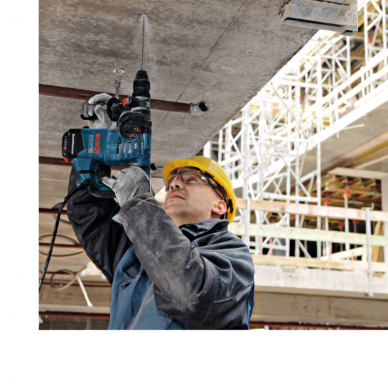 BOSCH GBH 3-28DFR Professional Rotary Hammer Drill with SDS-Plus. 800W.
