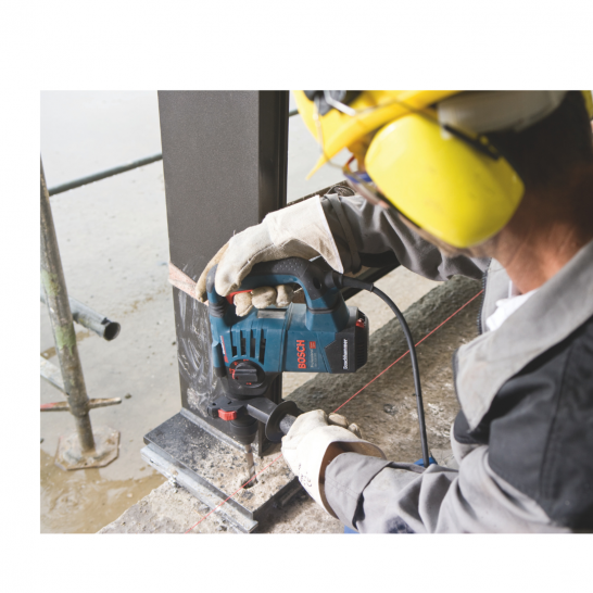 BOSCH GBH 3-28DFR PRO Rotary Hammer Drill with SDS-Plus. 800W.