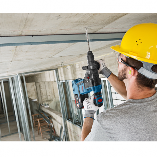 BOSCH GBH 18V-26 Professional Cordless Rotary Hammer With SDS Plus (Bare Unit)