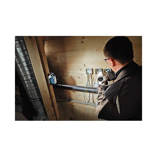 BOSCH GLI 12V-330 Professional Cordless Work Light. 330 lumens. Magnetic. c/w Belt Clip / Hook.
