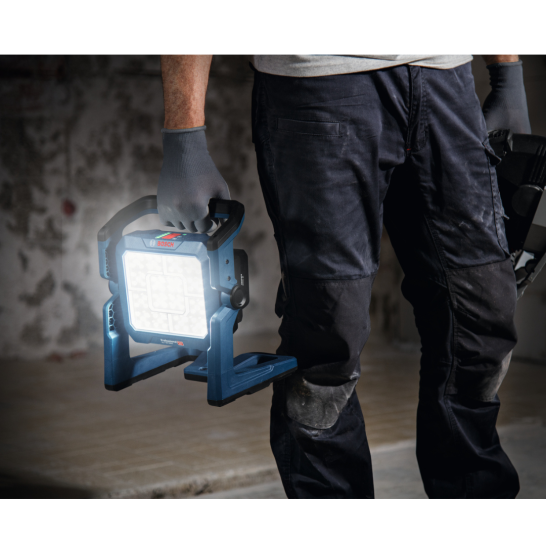 BOSCH GLI 18V-5000 Professional Cordless Work Lamp. Jobsite Light. 5000lumens. IP54. Magnetic Flood Light