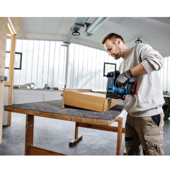 BOSCH GNH 18V-35 PRO Cordless Wood Nailer (Bare Unit)