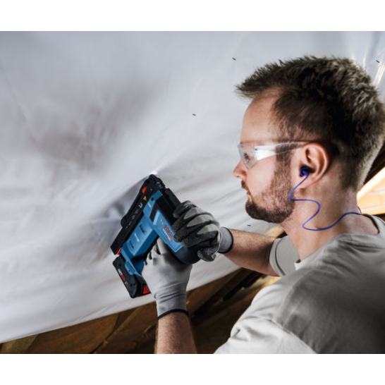 BOSCH GTH 18V-14 Cordless Wood Stapler [Bare Unit]